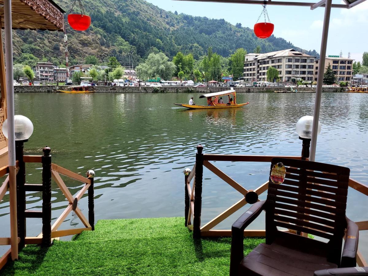 Tashkand Houseboat Srīnagar Екстериор снимка